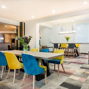 https://gromada-airport.warsawhotelspoland.com