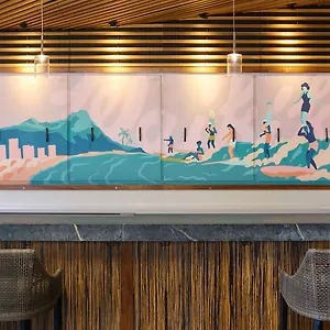 https://hyatt-centric-waikiki-beach.hotelsinhawaii.org